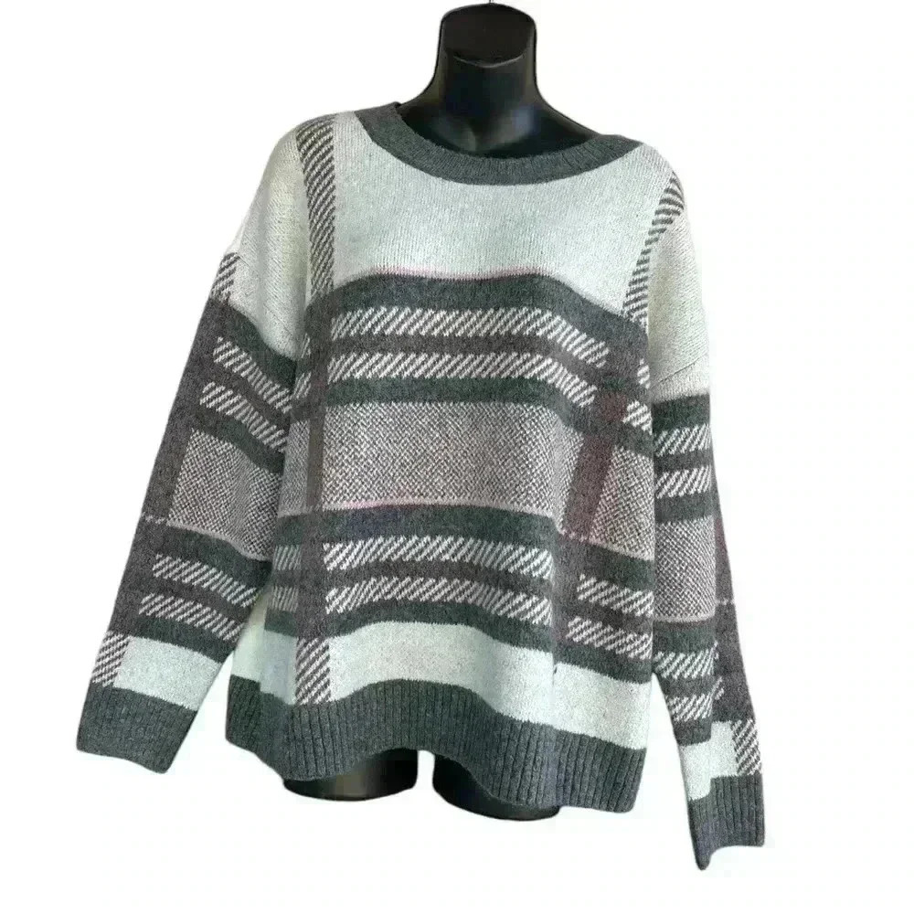 EVRI women’s plus sized plaid gray pink sweater sz 1X excellent used condition